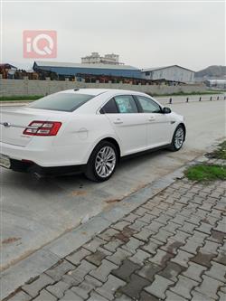 Ford Taurus